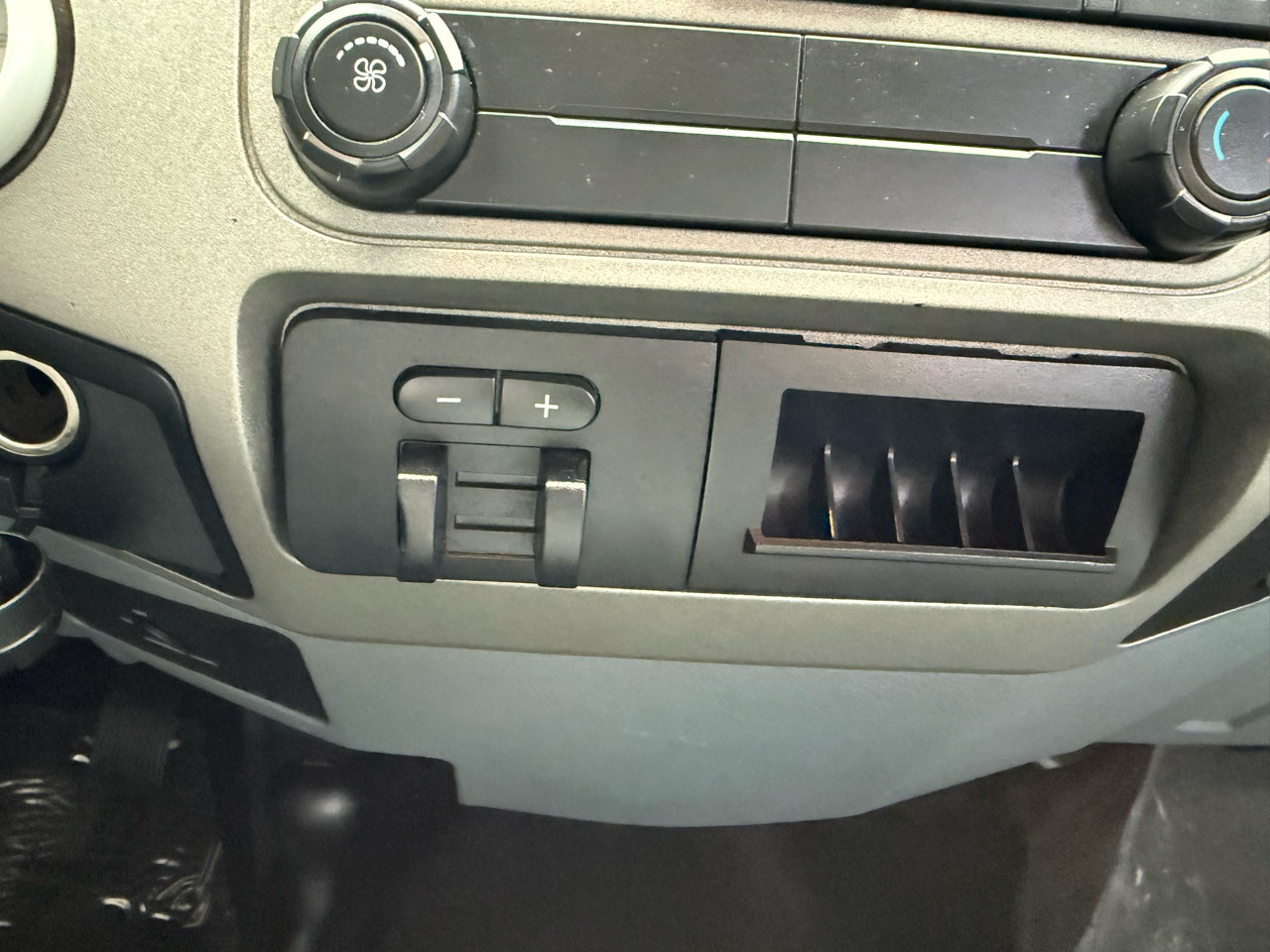 Ford F-250 SD XLT SuperCab Long Bed 4WD 2014