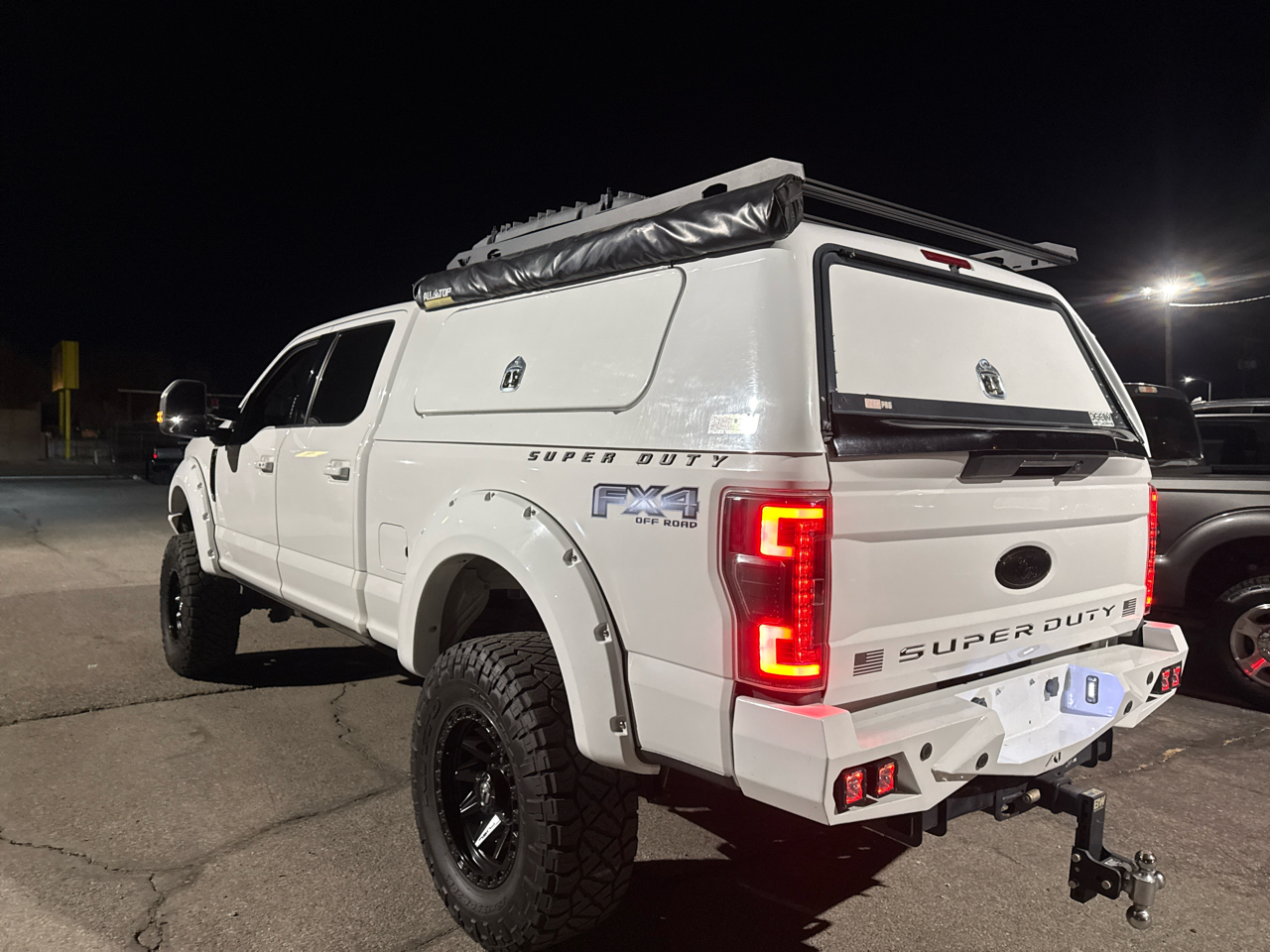 Ford F-350 SD Lariat Crew Cab 4WD 2019