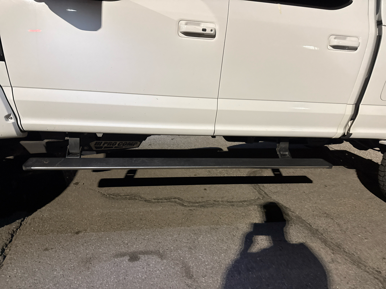 Ford F-350 SD Lariat Crew Cab 4WD 2019