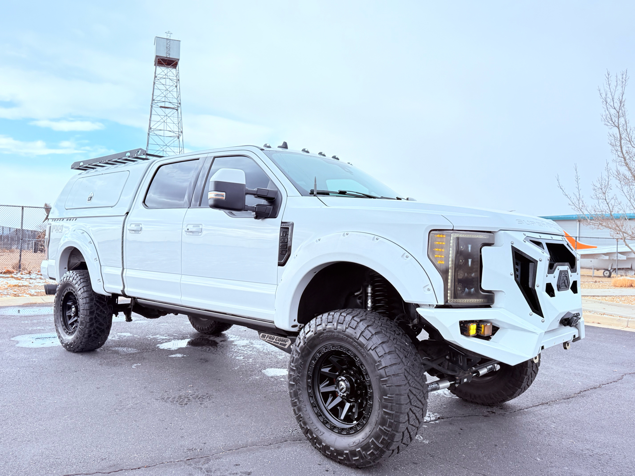 Ford F-350 SD Lariat Crew Cab 4WD 2019