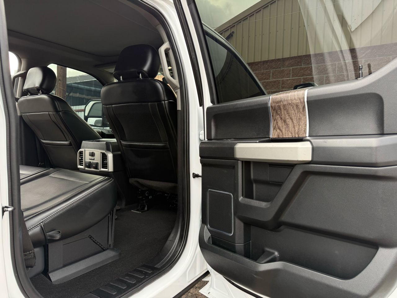 Ford F-350 SD Lariat Crew Cab 4WD 2019