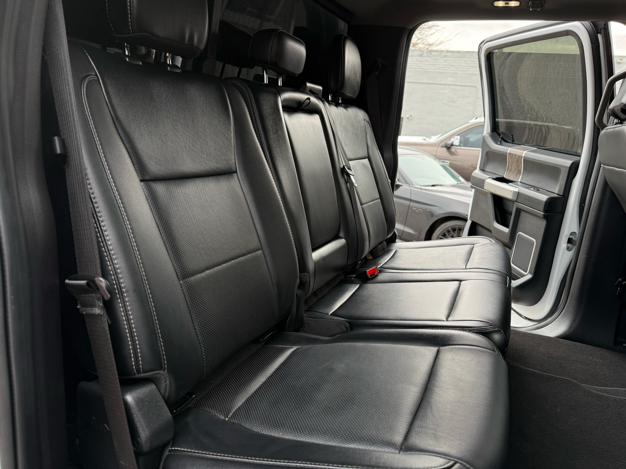 Ford F-350 SD Lariat Crew Cab 4WD 2019