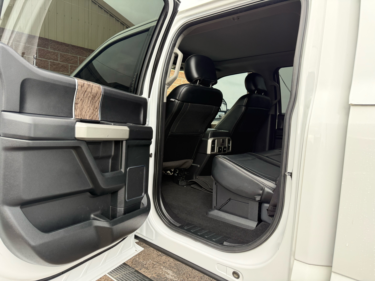 Ford F-350 SD Lariat Crew Cab 4WD 2019