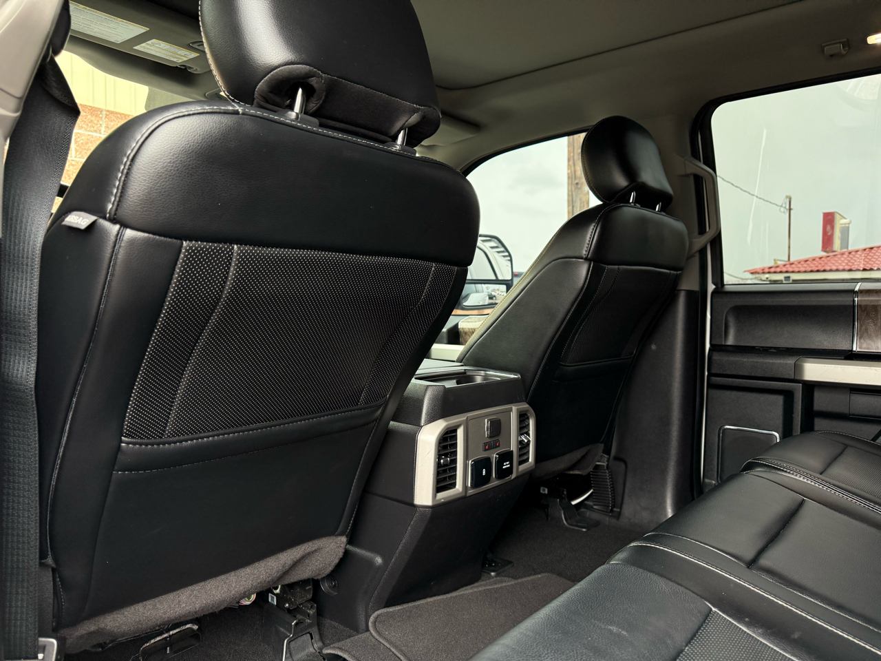 Ford F-350 SD Lariat Crew Cab 4WD 2019