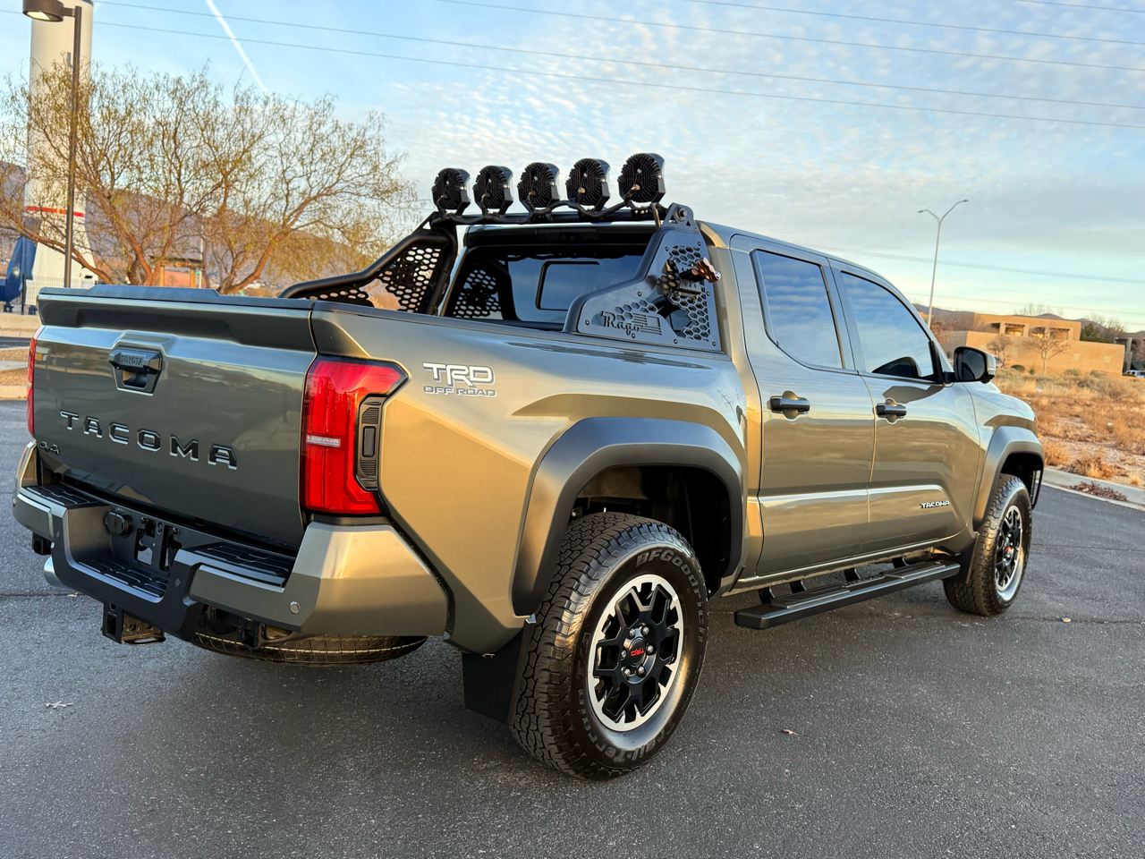 Toyota Tacoma TRD Sport Double Cab 4WD V6 2024