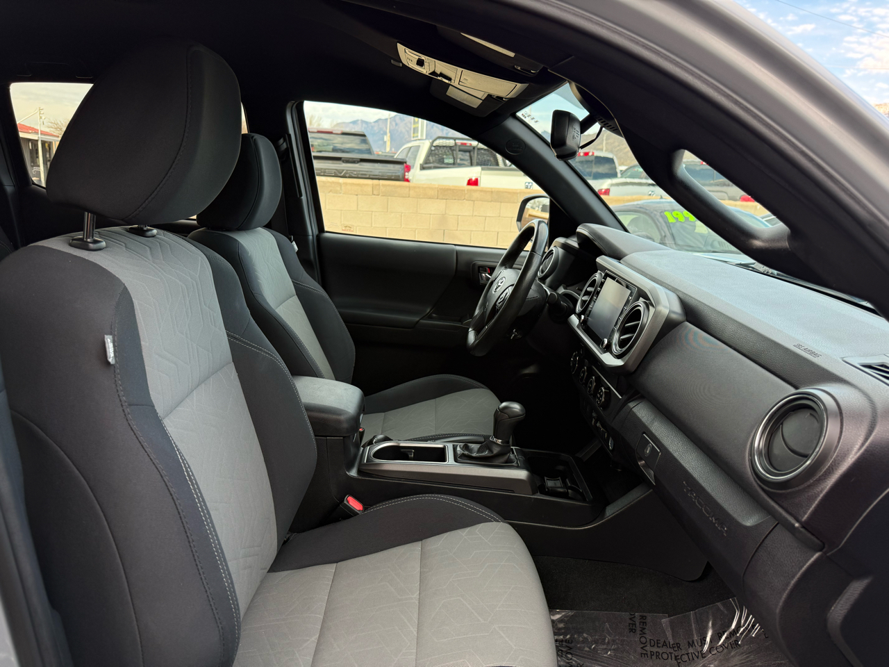 Toyota Tacoma TRD Sport Double Cab 5' Bed V6 4x4 AT (Natl) 2020