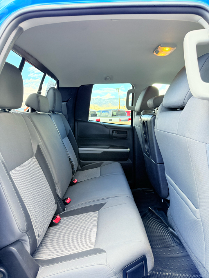 Toyota Tundra SR5 5.7L V8 Double Cab 4WD 2016