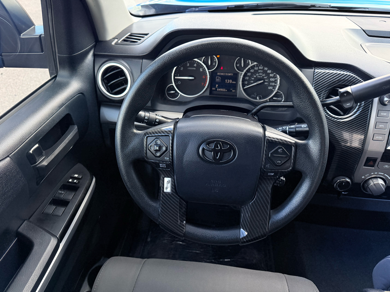 Toyota Tundra SR5 5.7L V8 Double Cab 4WD 2016