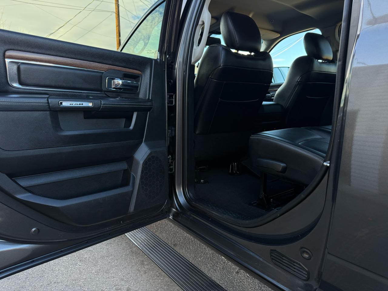 RAM 2500 Laramie Mega Cab 4WD 2018