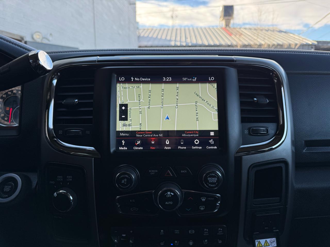 RAM 2500 Laramie Mega Cab 4WD 2018