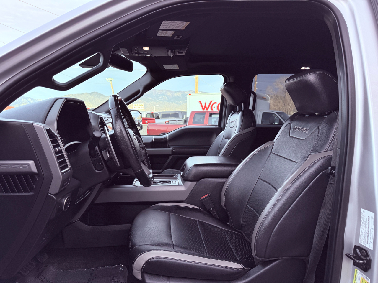 Ford F-150 Raptor SuperCrew 4WD 2018