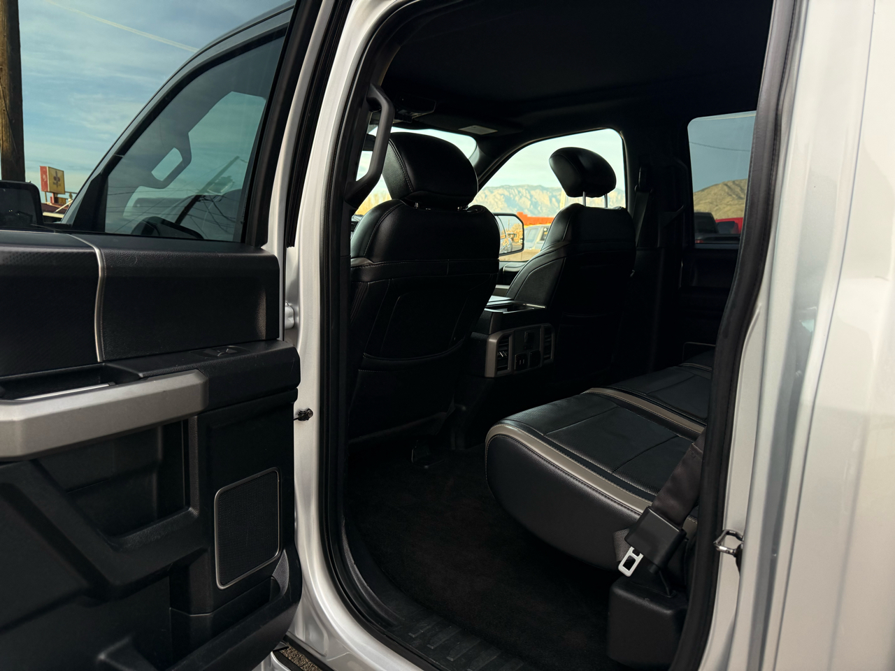 Ford F-150 Raptor SuperCrew 4WD 2018