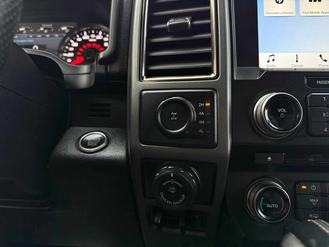 Ford F-150 Raptor SuperCrew 4WD 2018