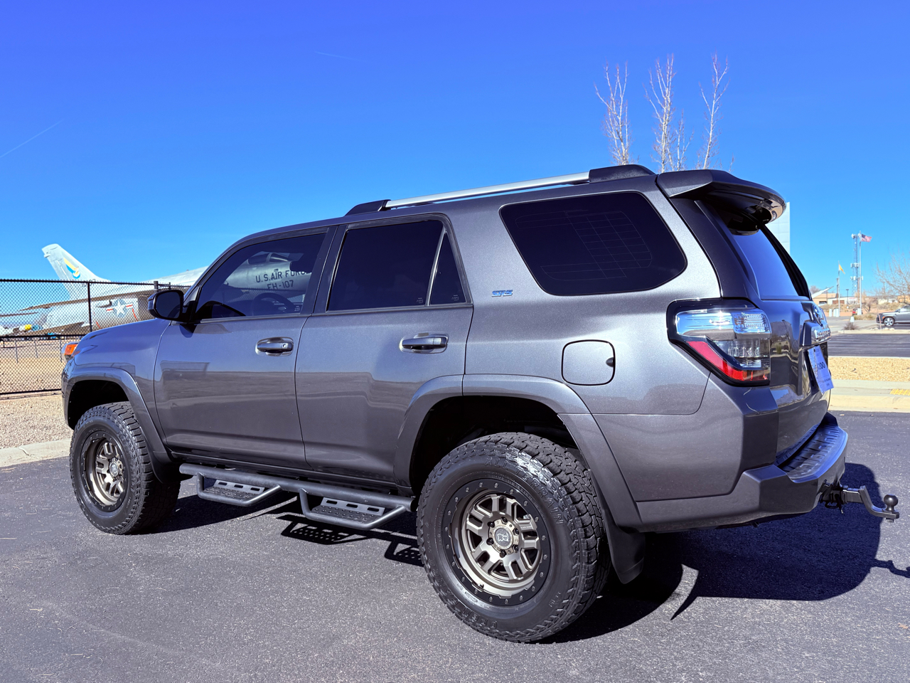 Toyota 4Runner SR5 4WD 2020
