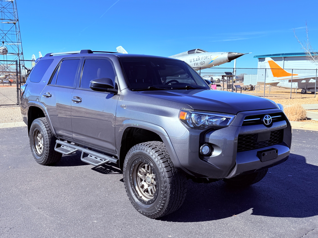 Toyota 4Runner SR5 4WD 2020