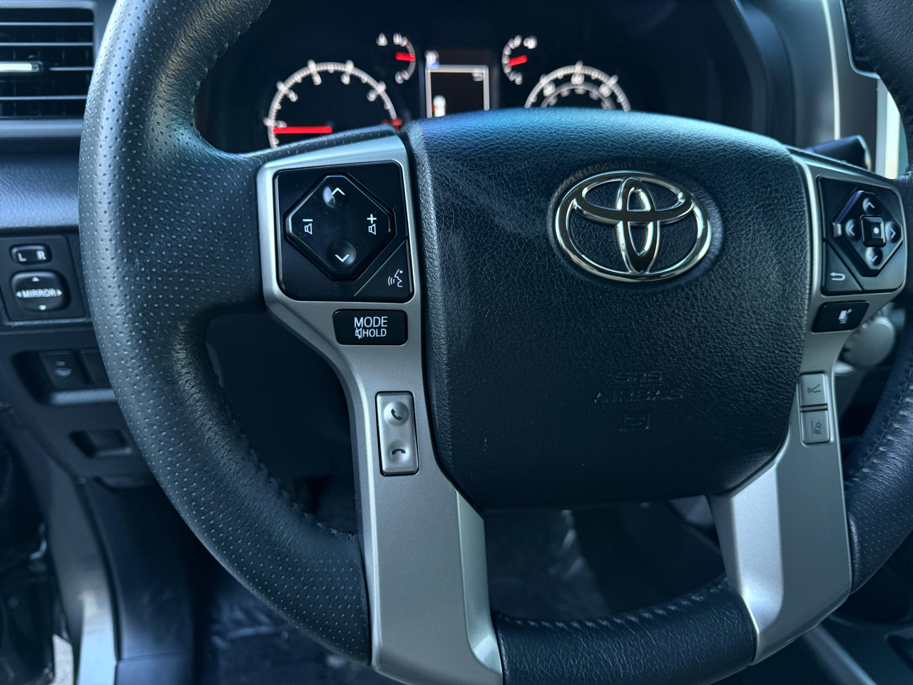 Toyota 4Runner SR5 4WD 2020