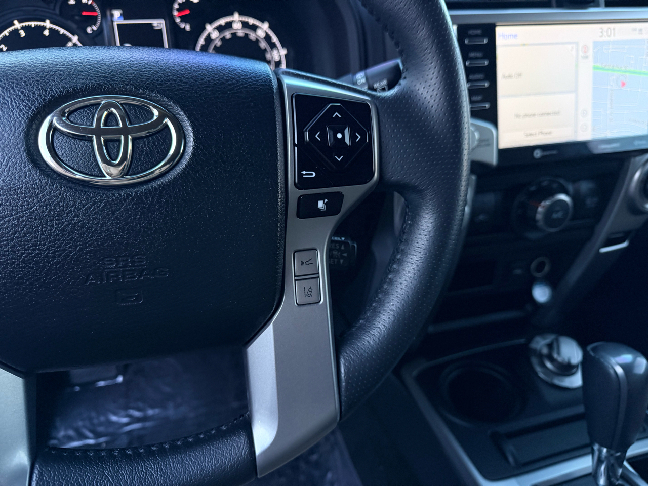 Toyota 4Runner SR5 4WD 2020