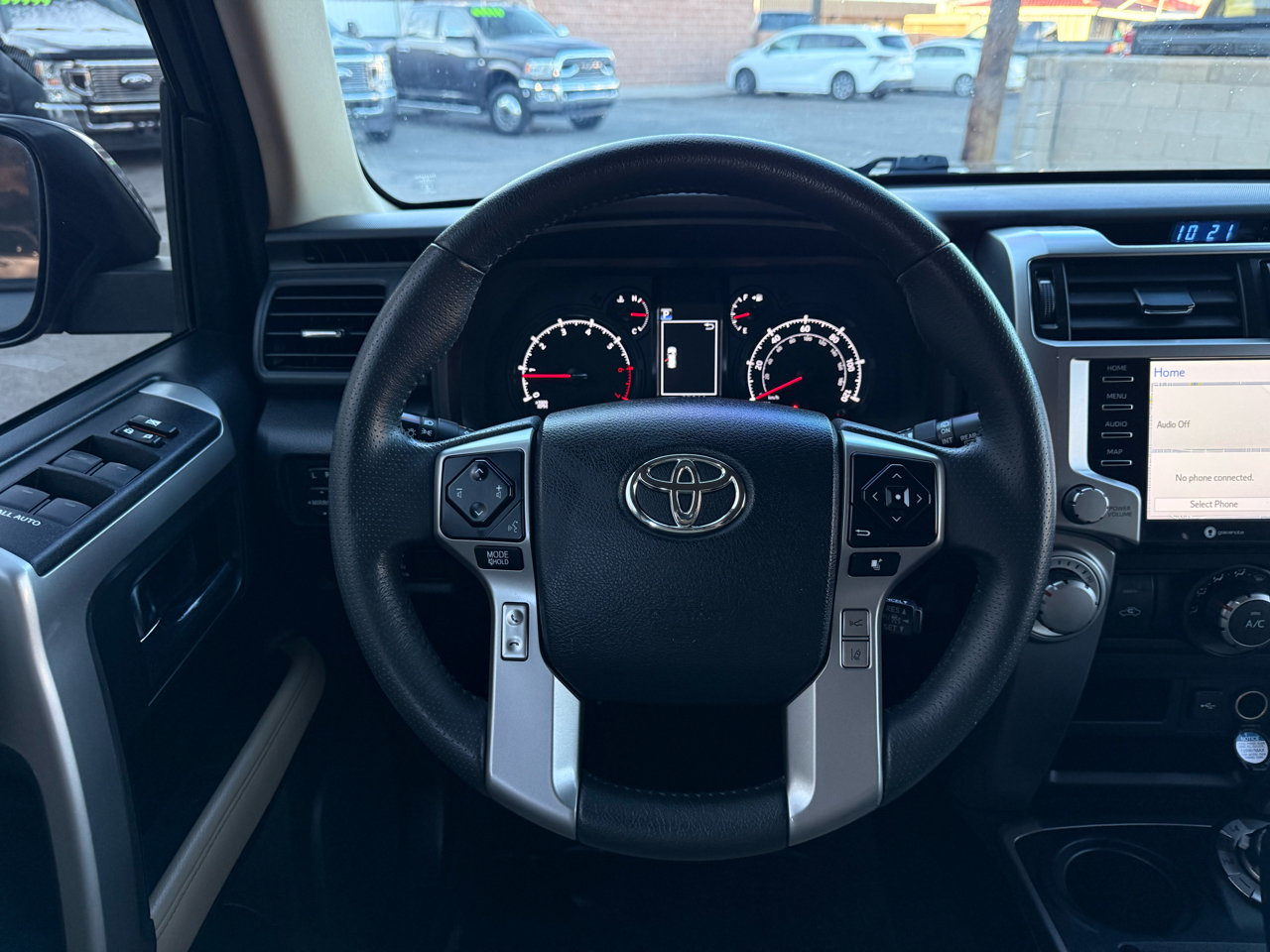 Toyota 4Runner SR5 4WD 2020