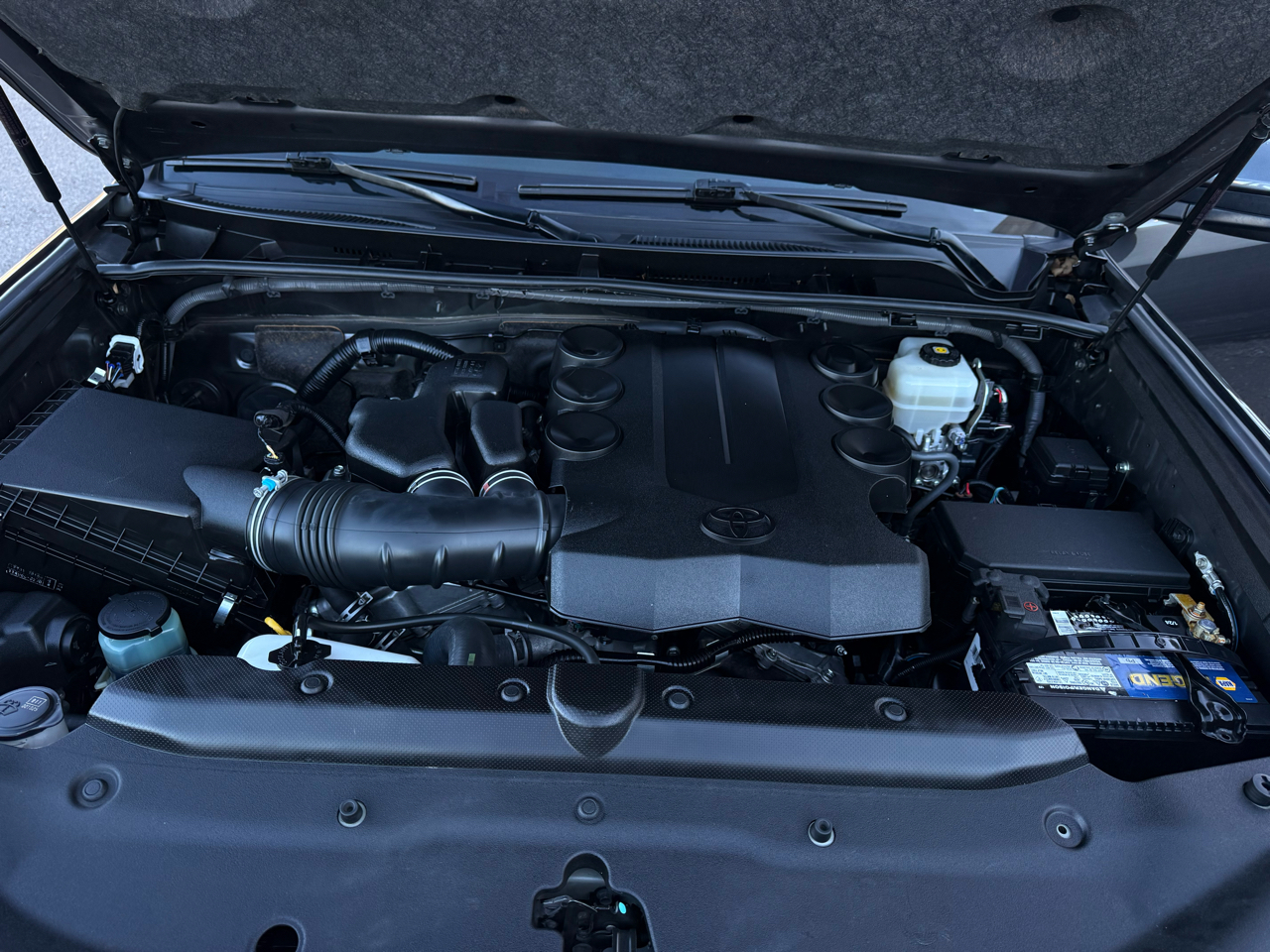 Toyota 4Runner SR5 4WD 2020