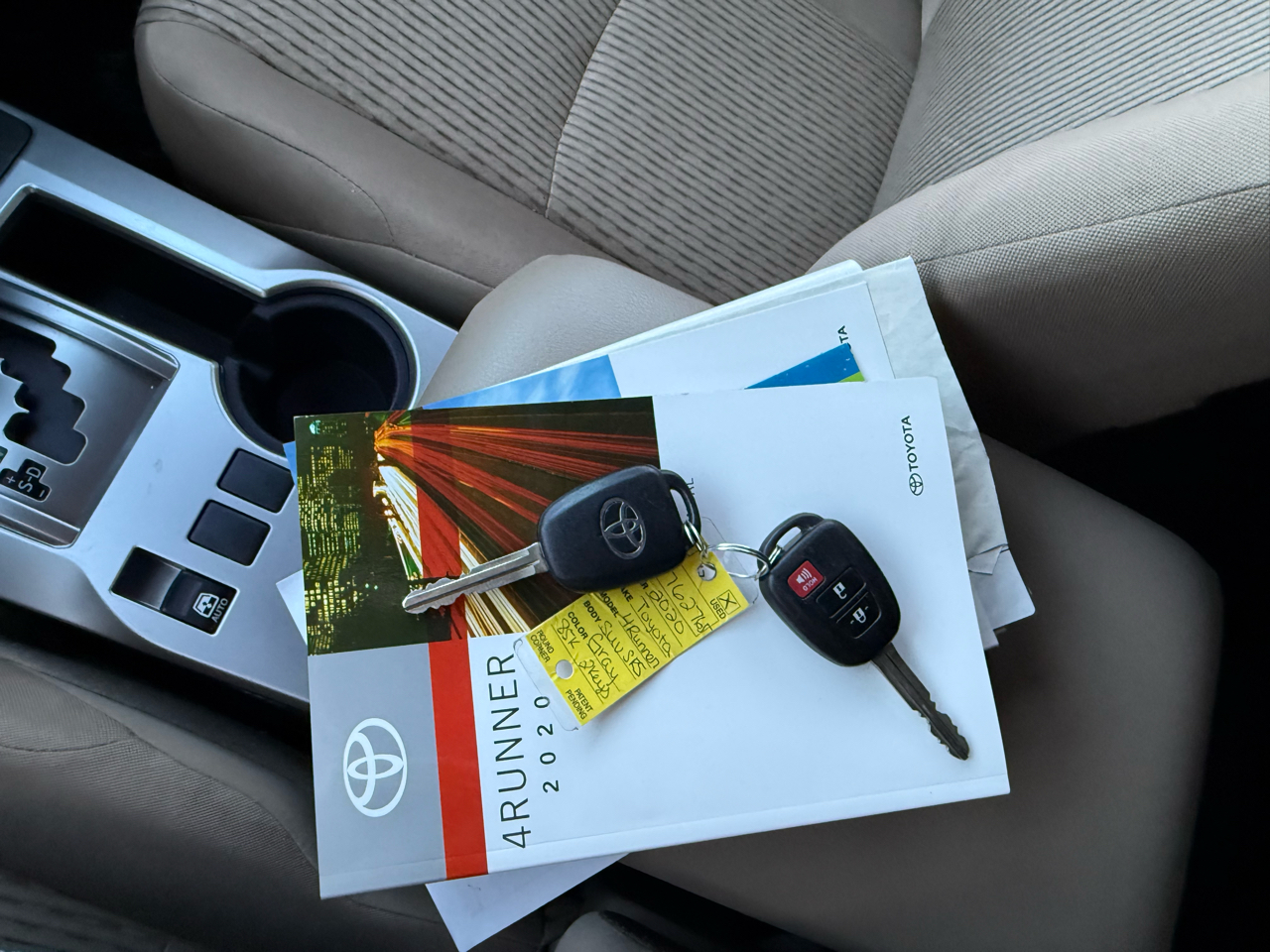 Toyota 4Runner SR5 4WD 2020