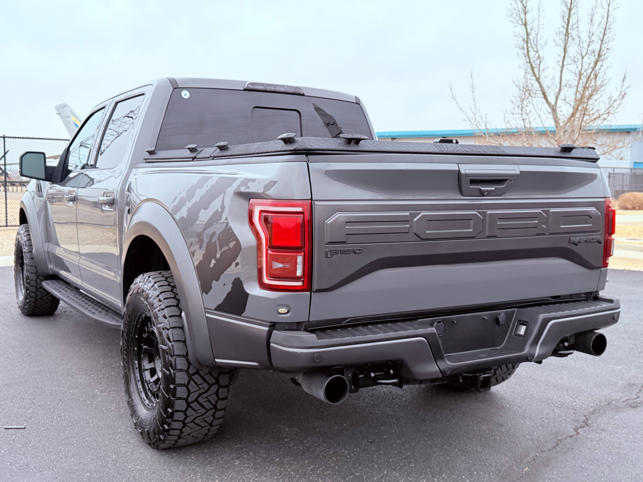 Ford F-150 Raptor SuperCrew 4WD 2018