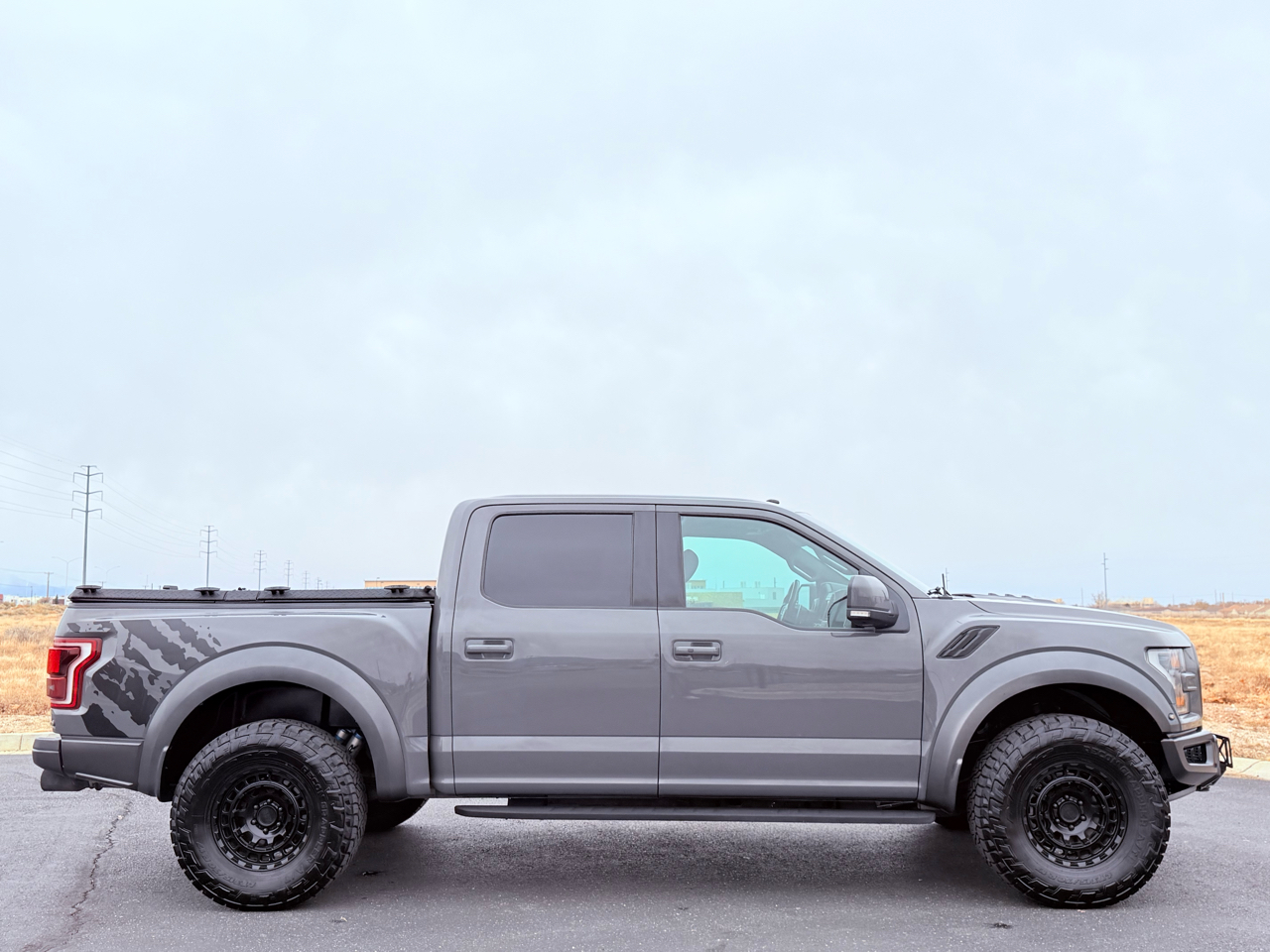 Ford F-150 Raptor SuperCrew 4WD 2018