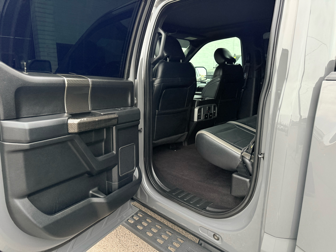 Ford F-150 Raptor SuperCrew 4WD 2018