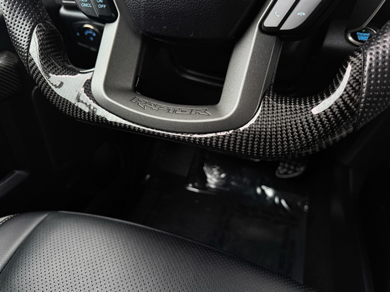 Ford F-150 Raptor SuperCrew 4WD 2018