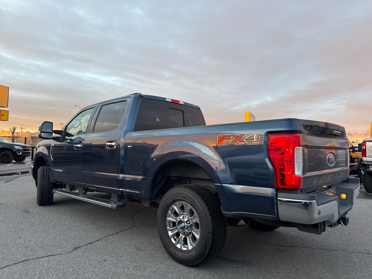 Ford F-250 SD XLT Crew Cab 4WD 2017