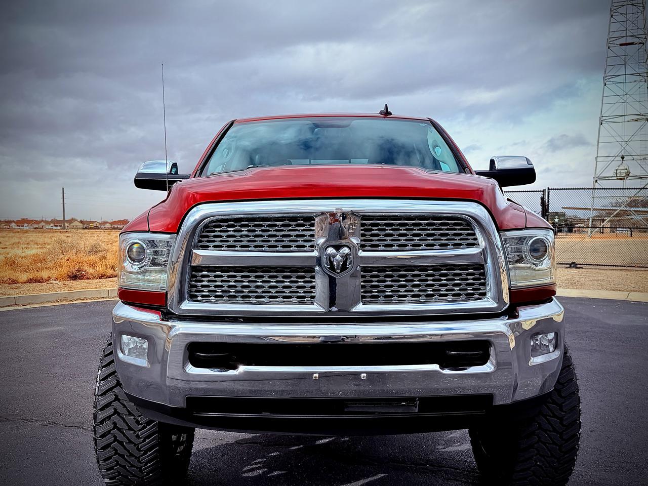RAM 2500 Laramie Mega Cab 4WD 2015
