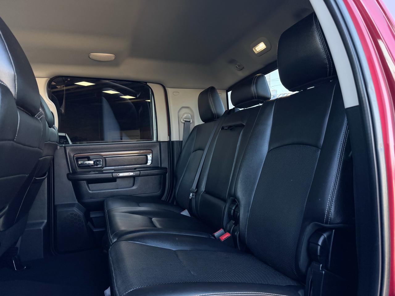 RAM 2500 Laramie Mega Cab 4WD 2015