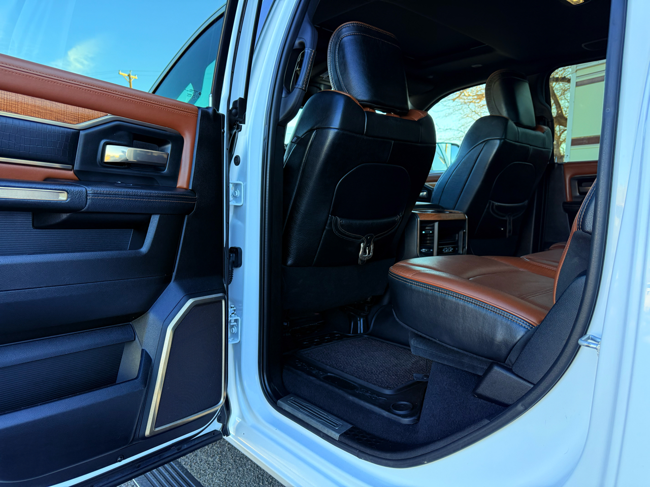 RAM 3500 Longhorn Crew Cab LWB 4WD DRW 2019