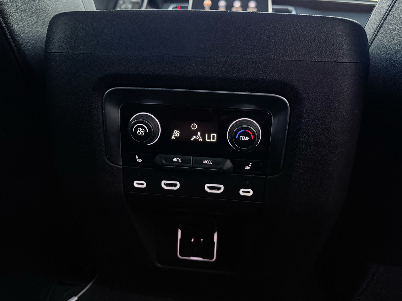 Chevrolet Tahoe High Country 4WD 2021