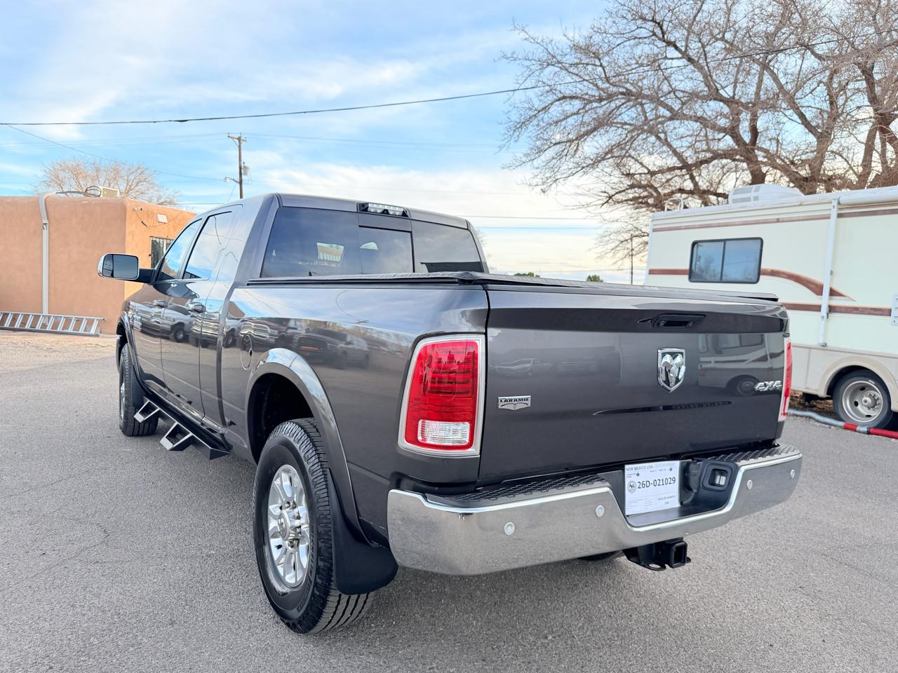 RAM 3500 Laramie Mega Cab 4WD 2017