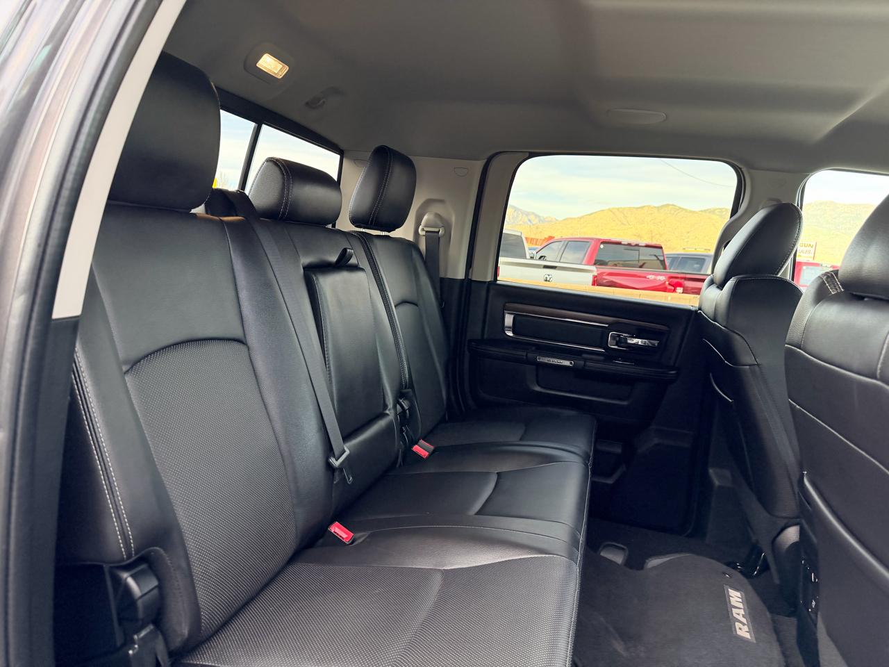 RAM 3500 Laramie Mega Cab 4WD 2017