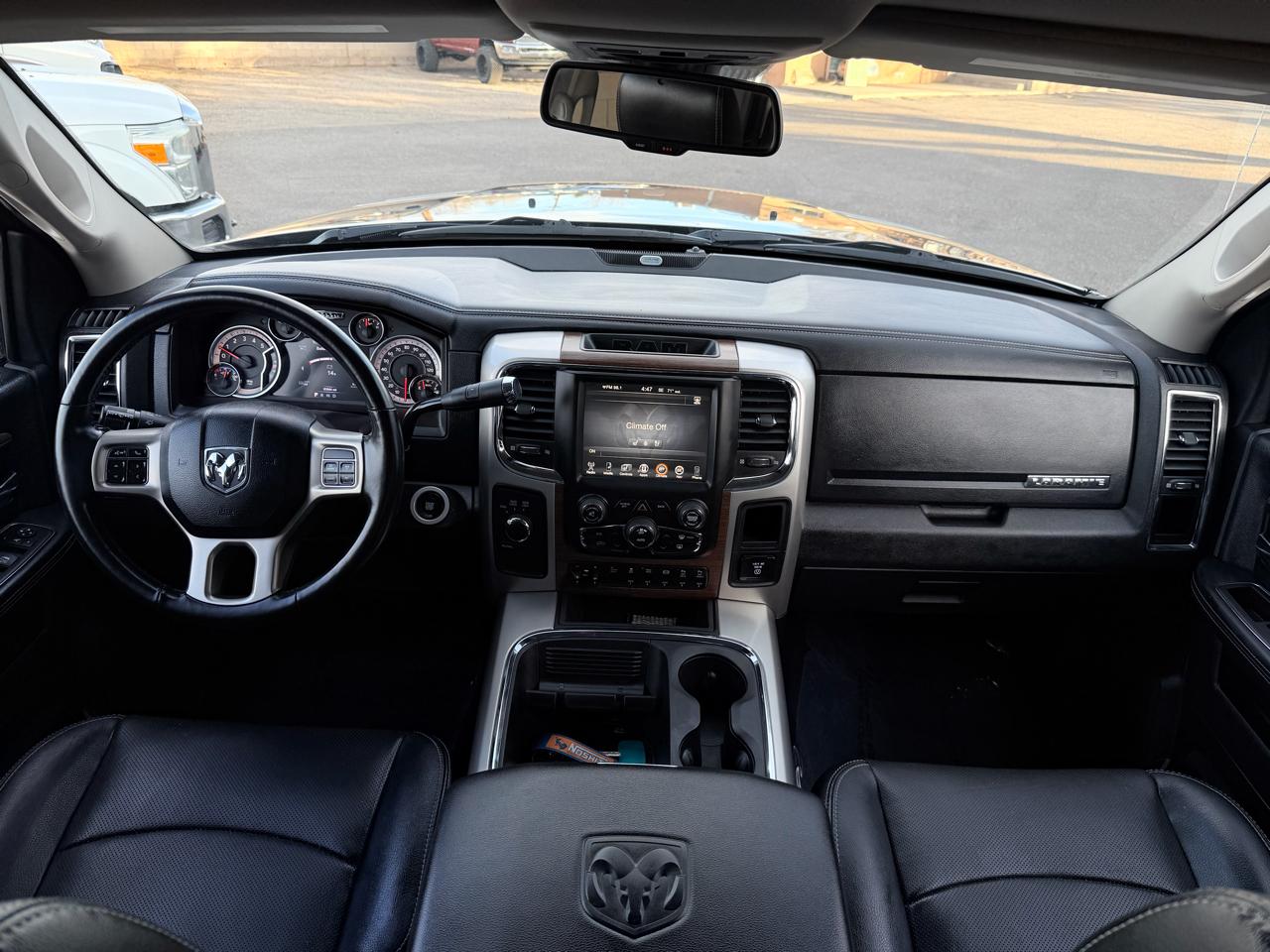 RAM 3500 Laramie Mega Cab 4WD 2017