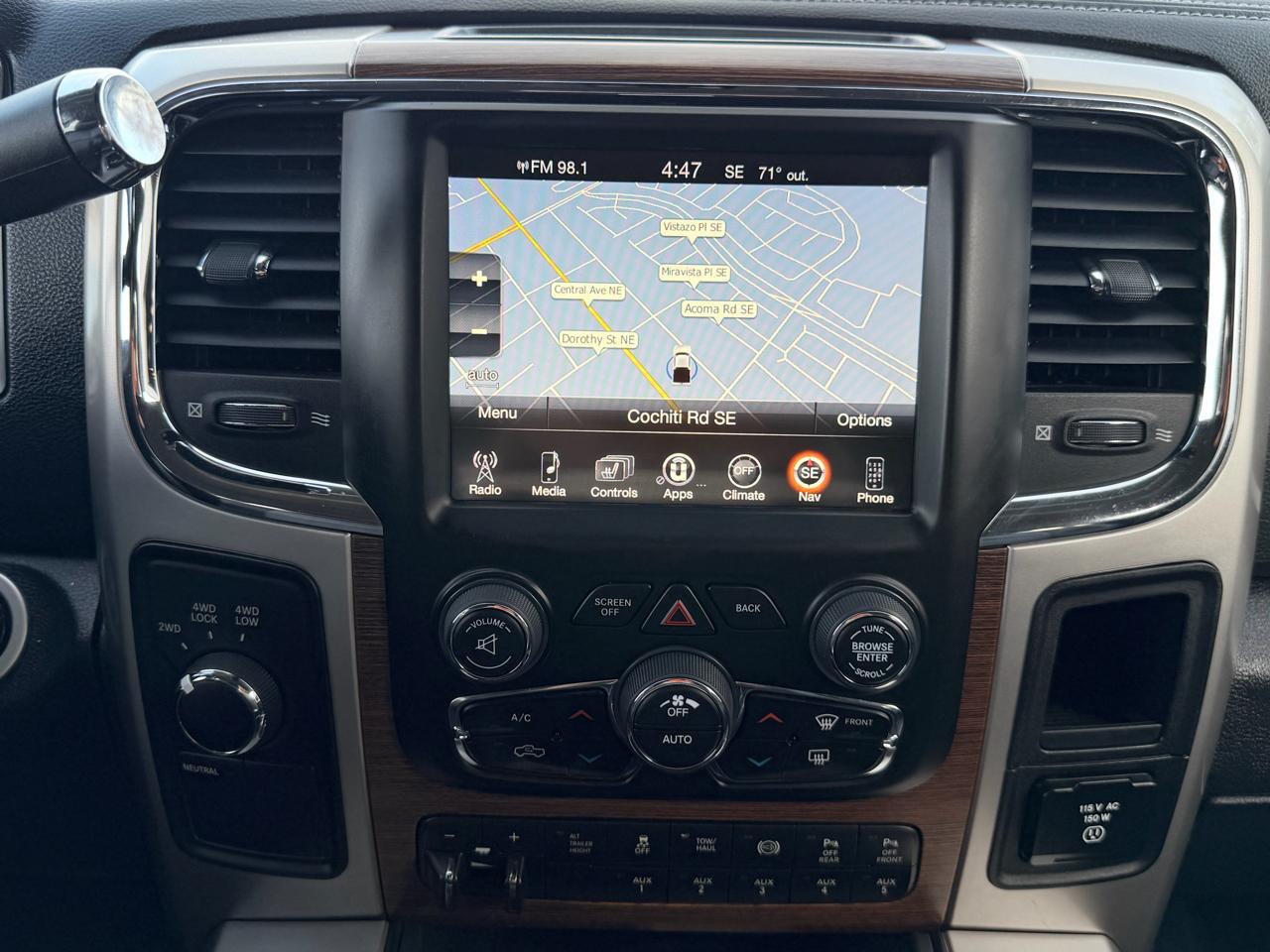 RAM 3500 Laramie Mega Cab 4WD 2017