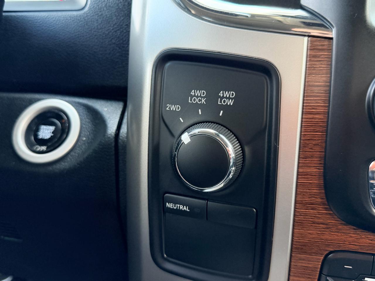 RAM 3500 Laramie Mega Cab 4WD 2017