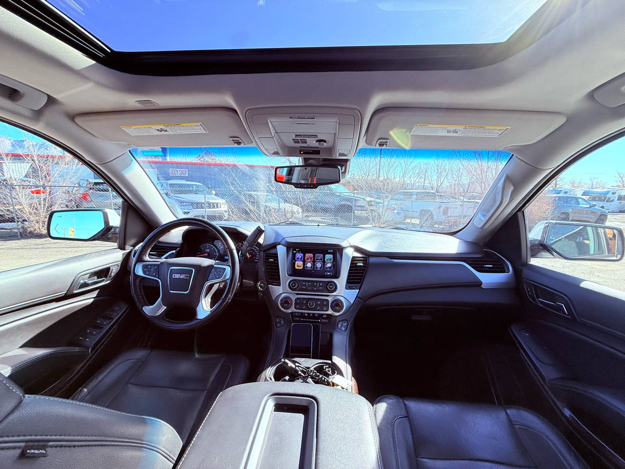 GMC Yukon XL SLT 2WD 2019