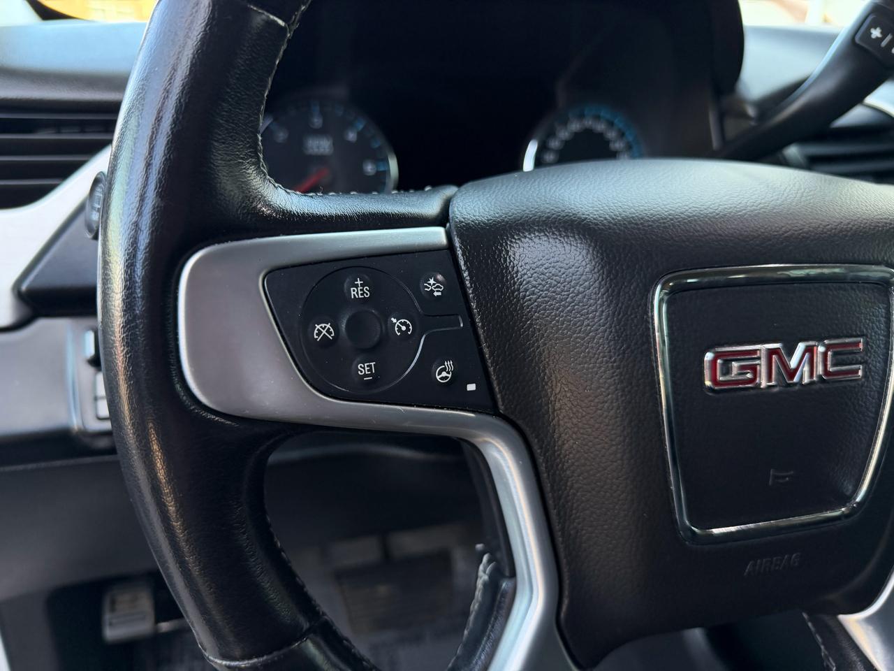 GMC Yukon XL SLT 2WD 2019