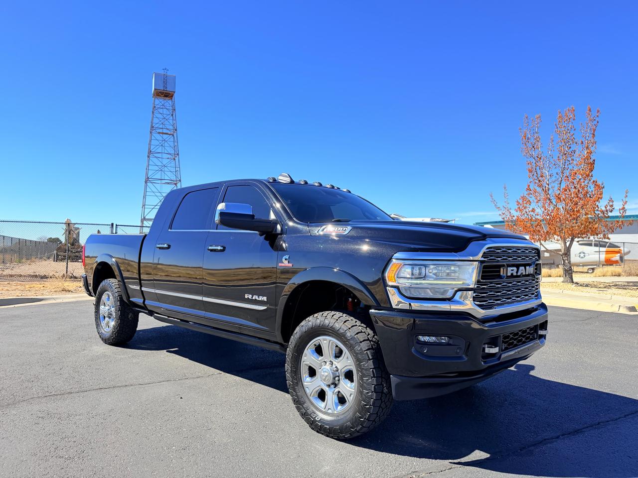 RAM 3500 Limited Mega Cab 4WD 2020