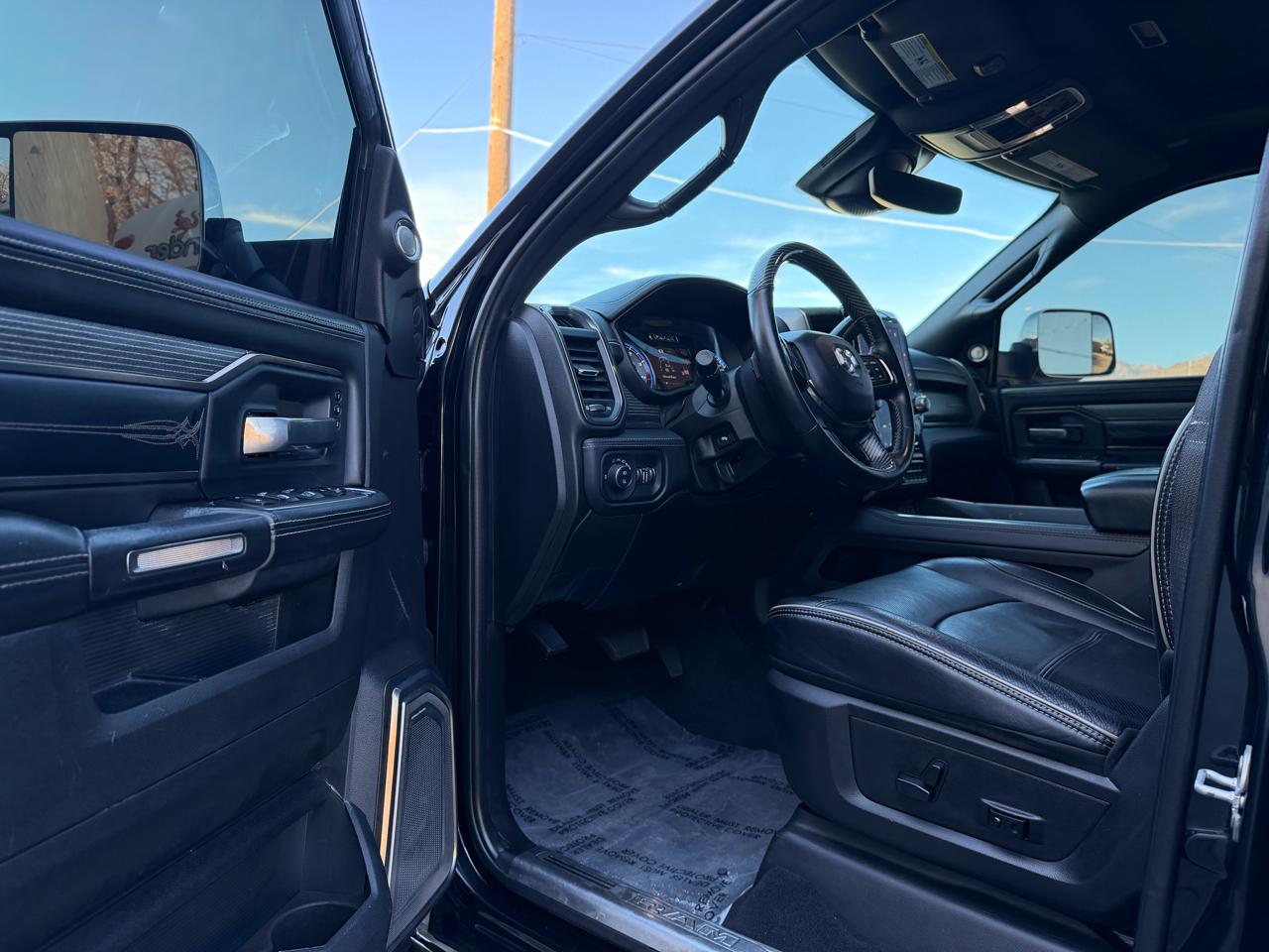 RAM 3500 Limited Mega Cab 4WD 2020