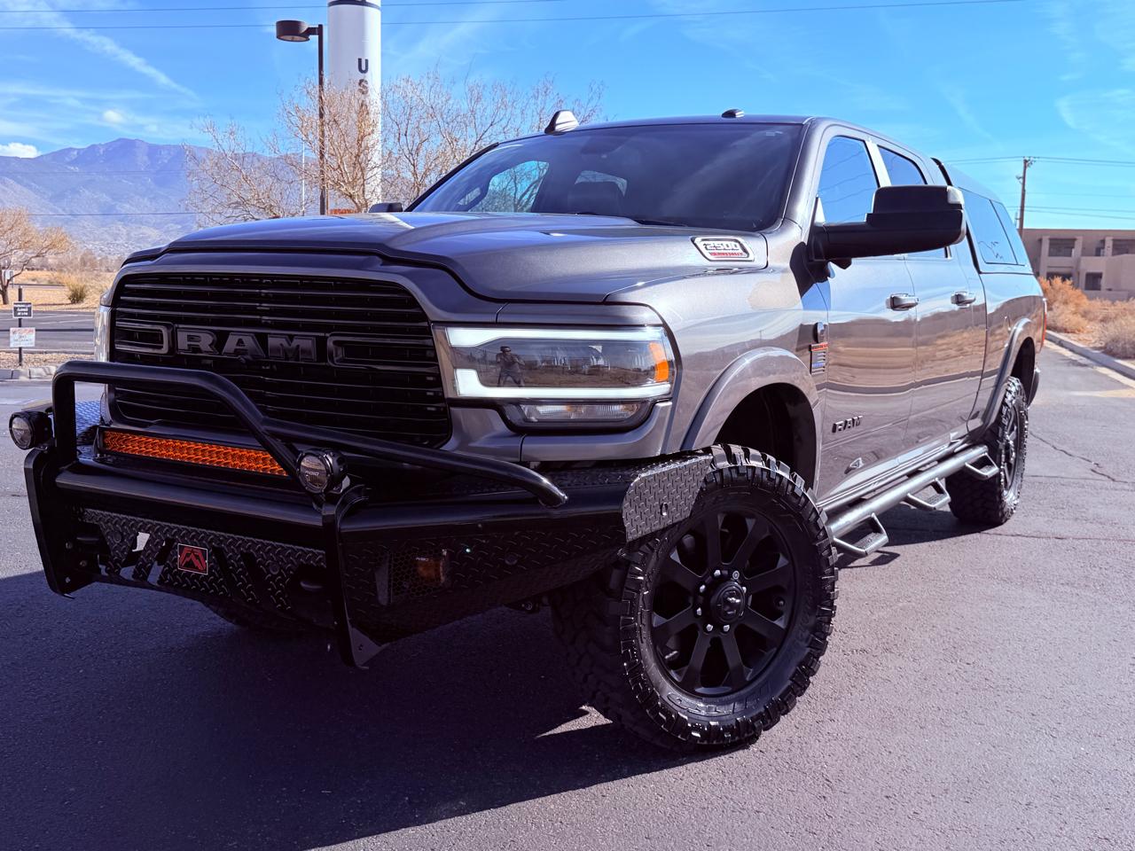 RAM 2500 Laramie Mega Cab 4WD 2020