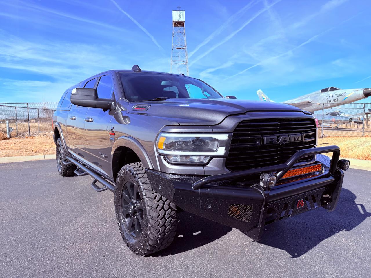 RAM 2500 Laramie Mega Cab 4WD 2020