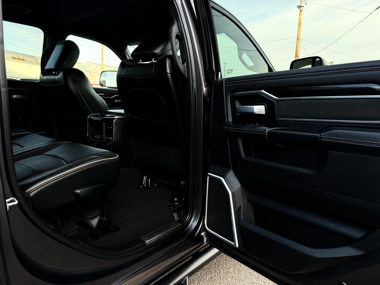 RAM 2500 Laramie Mega Cab 4WD 2020