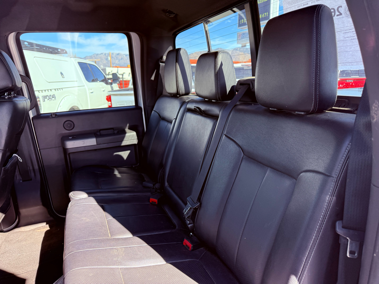 Ford F-350 SD Lariat Crew Cab Short Bed 4WD 2016