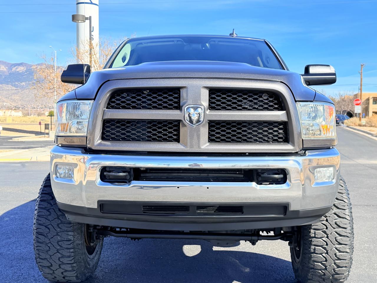 RAM 2500 Outdoorsman 4x4 Crew Cab 6'4" Box 2016