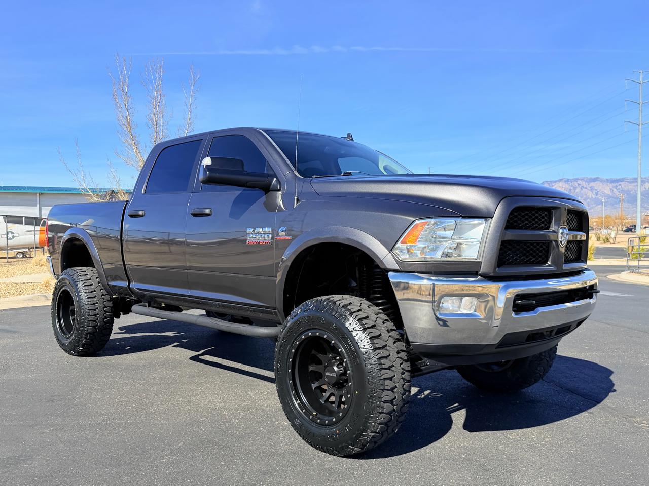 RAM 2500 Outdoorsman 4x4 Crew Cab 6'4" Box 2016