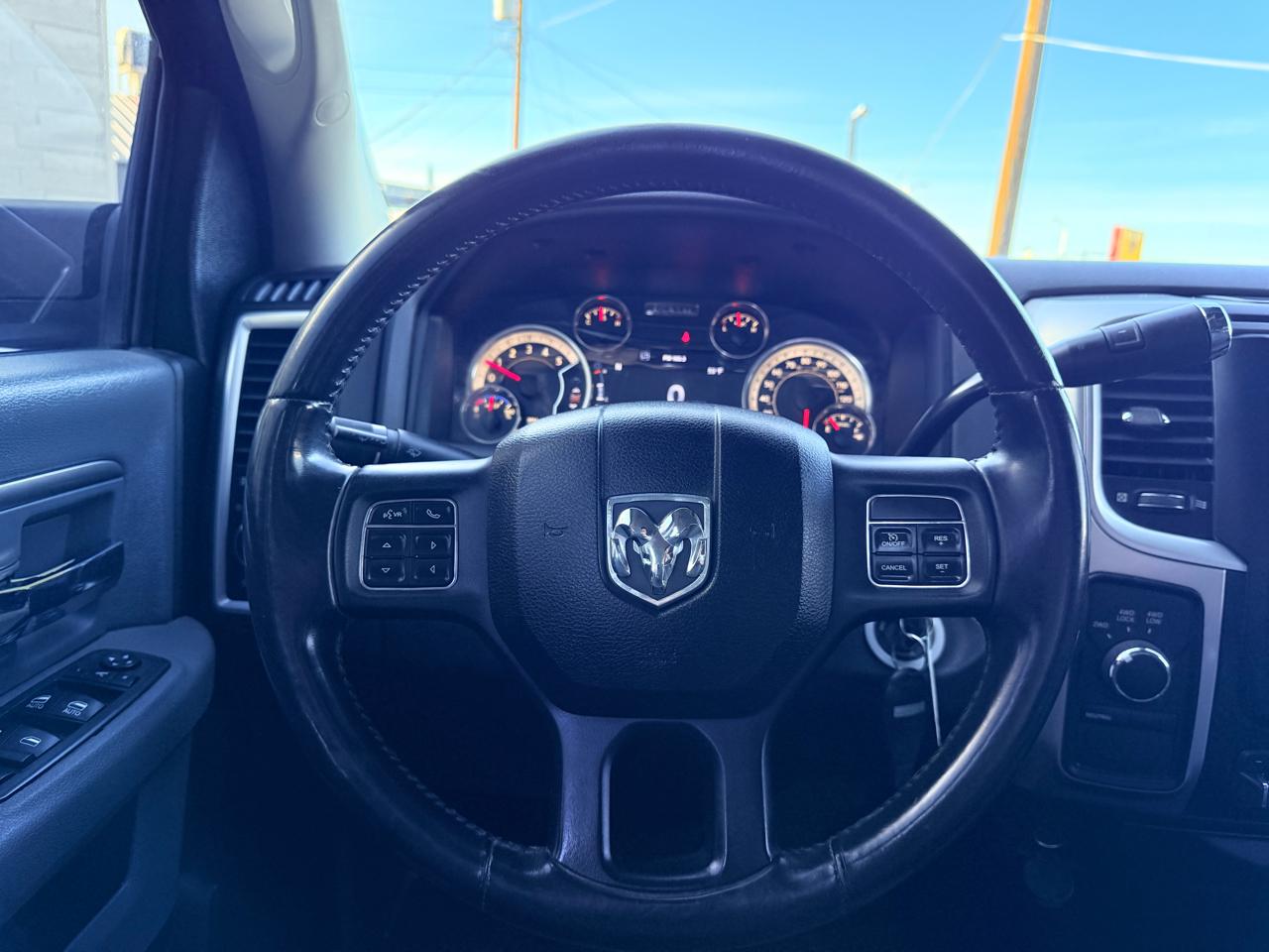 RAM 2500 Outdoorsman 4x4 Crew Cab 6'4" Box 2016