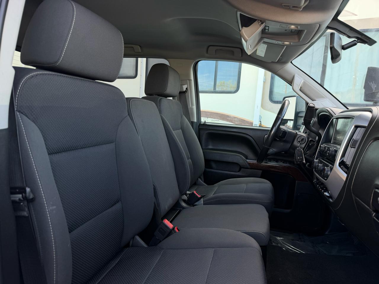 GMC Sierra 2500HD SLE Crew Cab 4WD 2018